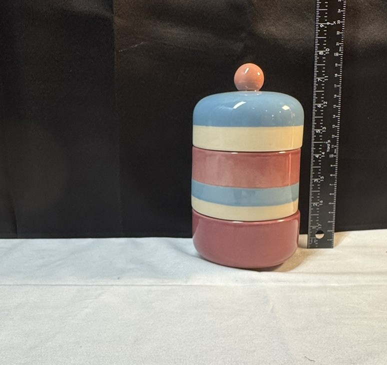 Stacking bath canister Opalhouse design