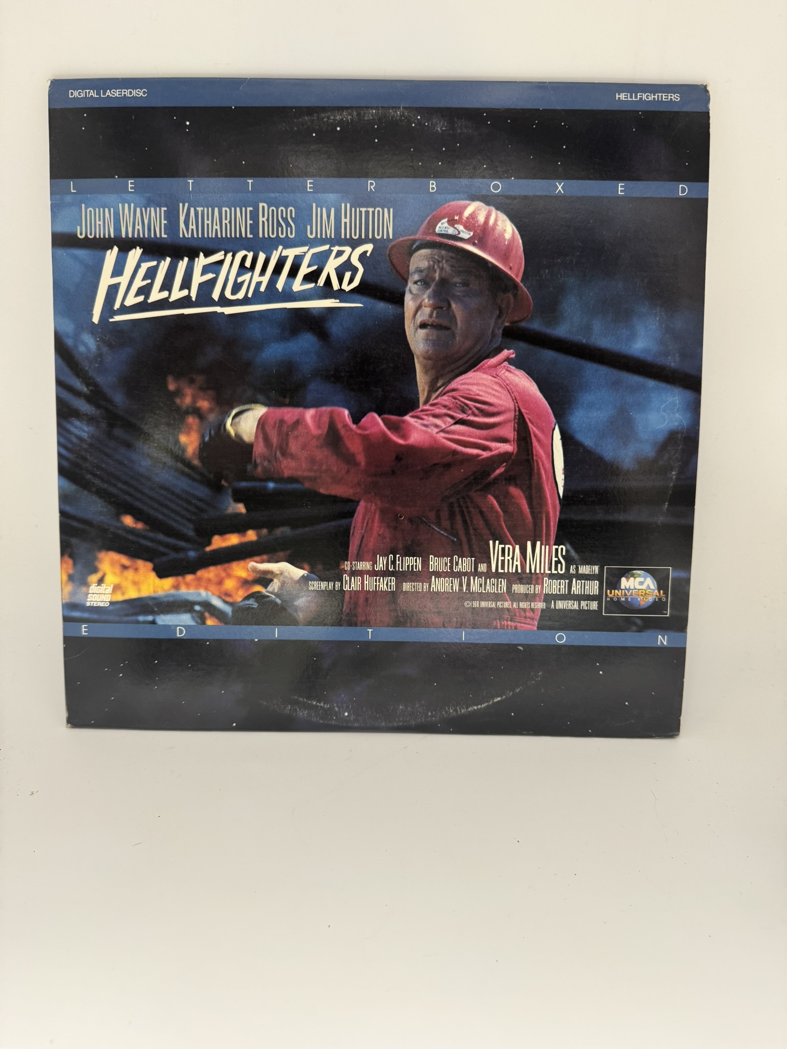 Hellfighters (1968) - LaserDisc