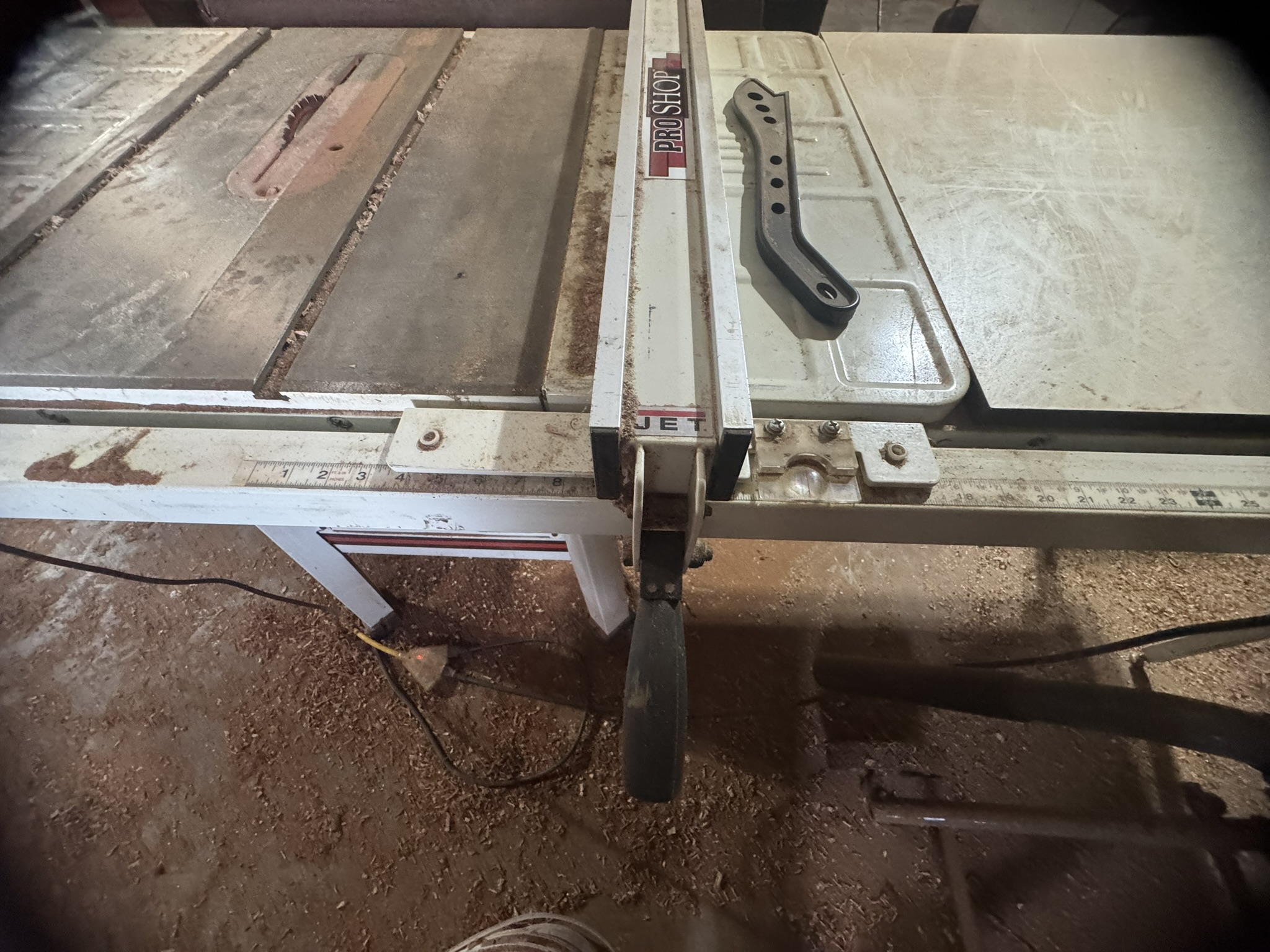 Proshop Tablesaw  - Image 5