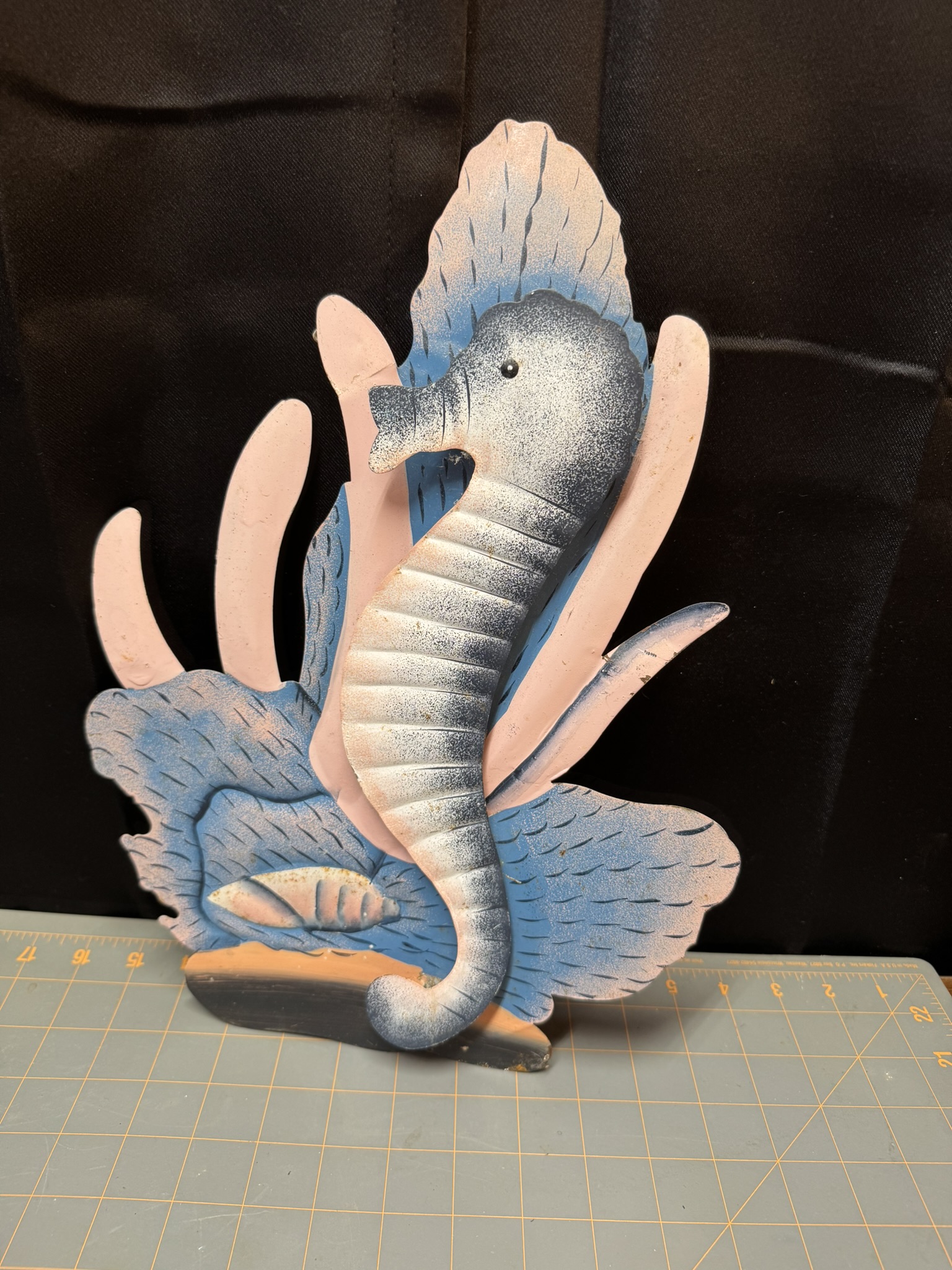 Vintage seahorse wall art - Image 2