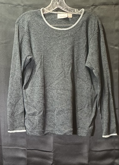 Jaclyn Smith Top - Image 1