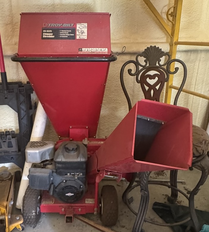 Troy-Bilt Chipper Shredder 